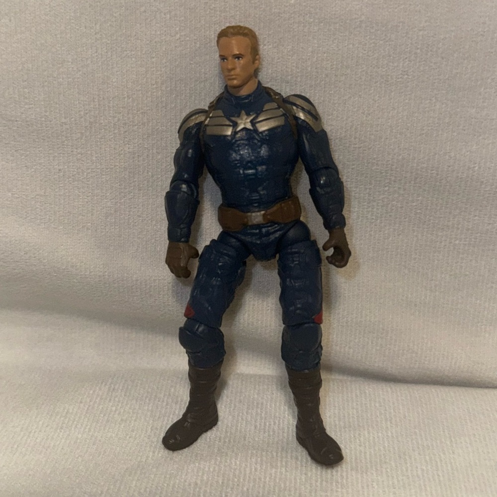 2013 Grapple Cannon Captain America Marvel Hasbro Action Figure